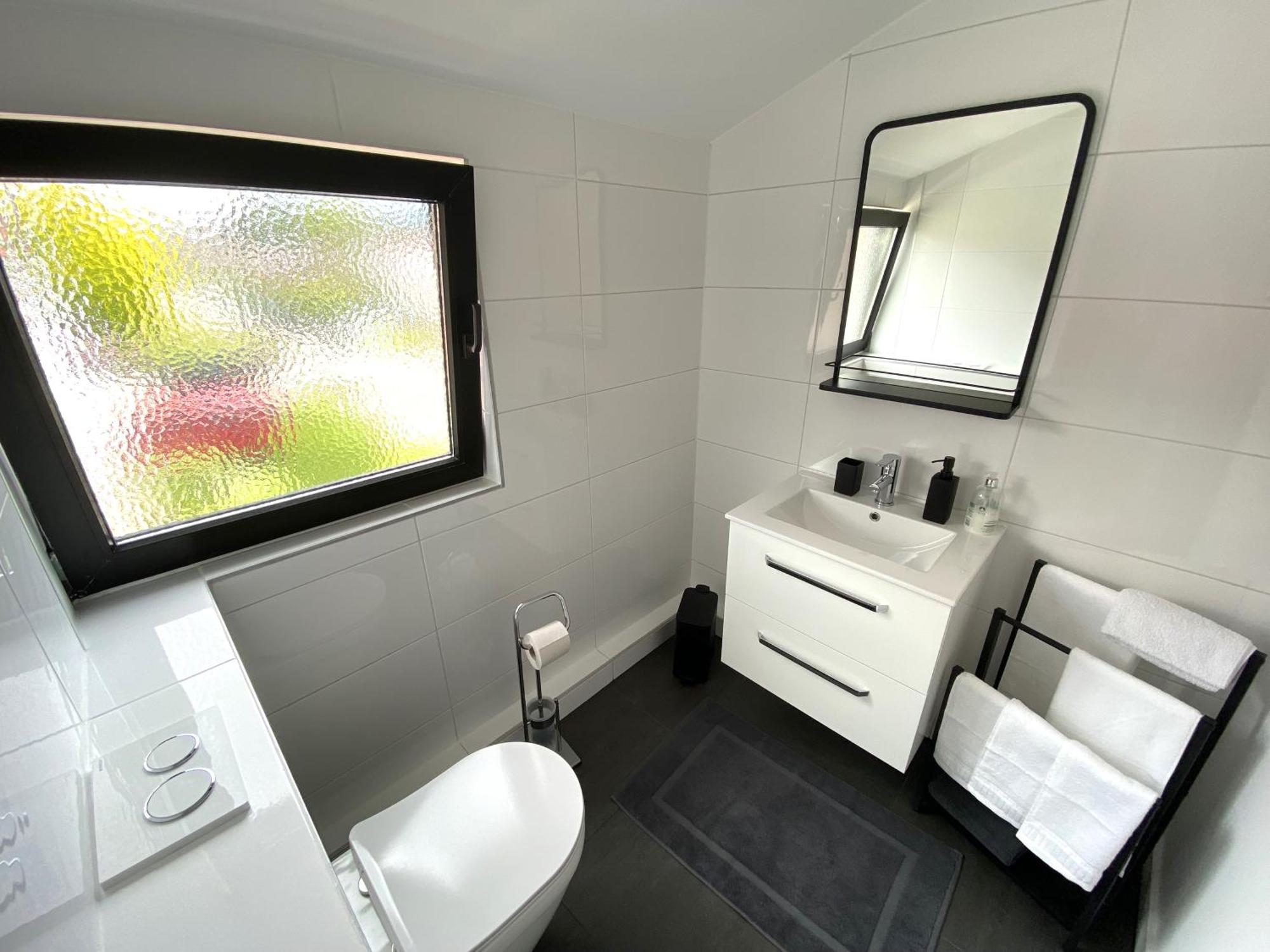 Zentrales Modernes Apartment, Naehe Zoo Und Stadion Дортмунд Екстериор снимка